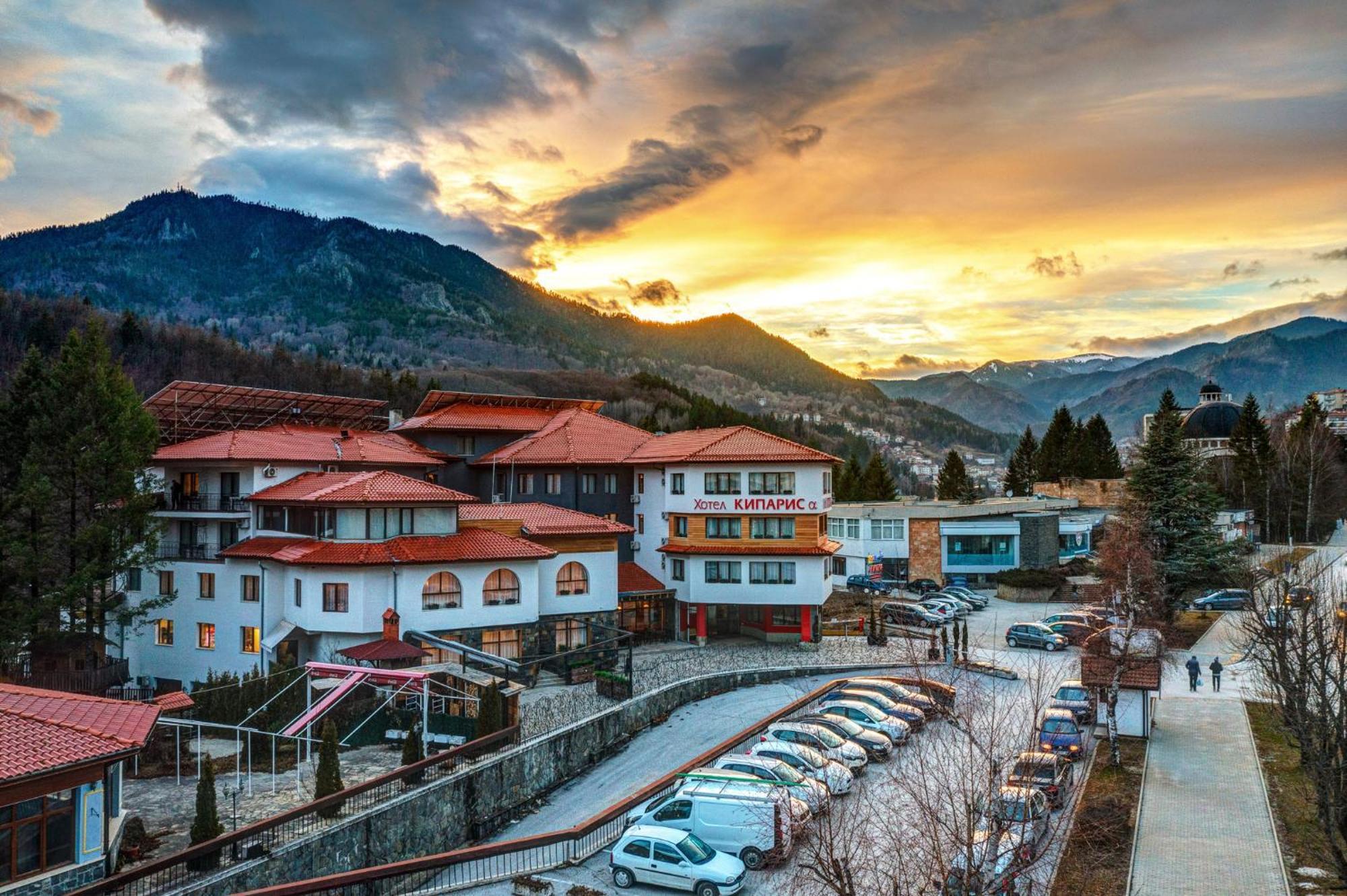 Spa Hotel Kiparis سموليان المظهر الخارجي الصورة