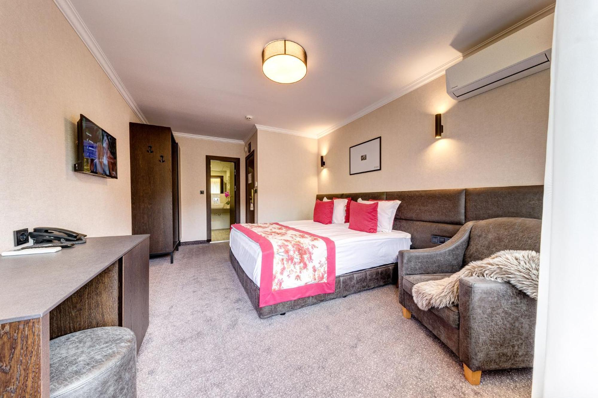 Spa Hotel Kiparis سموليان المظهر الخارجي الصورة