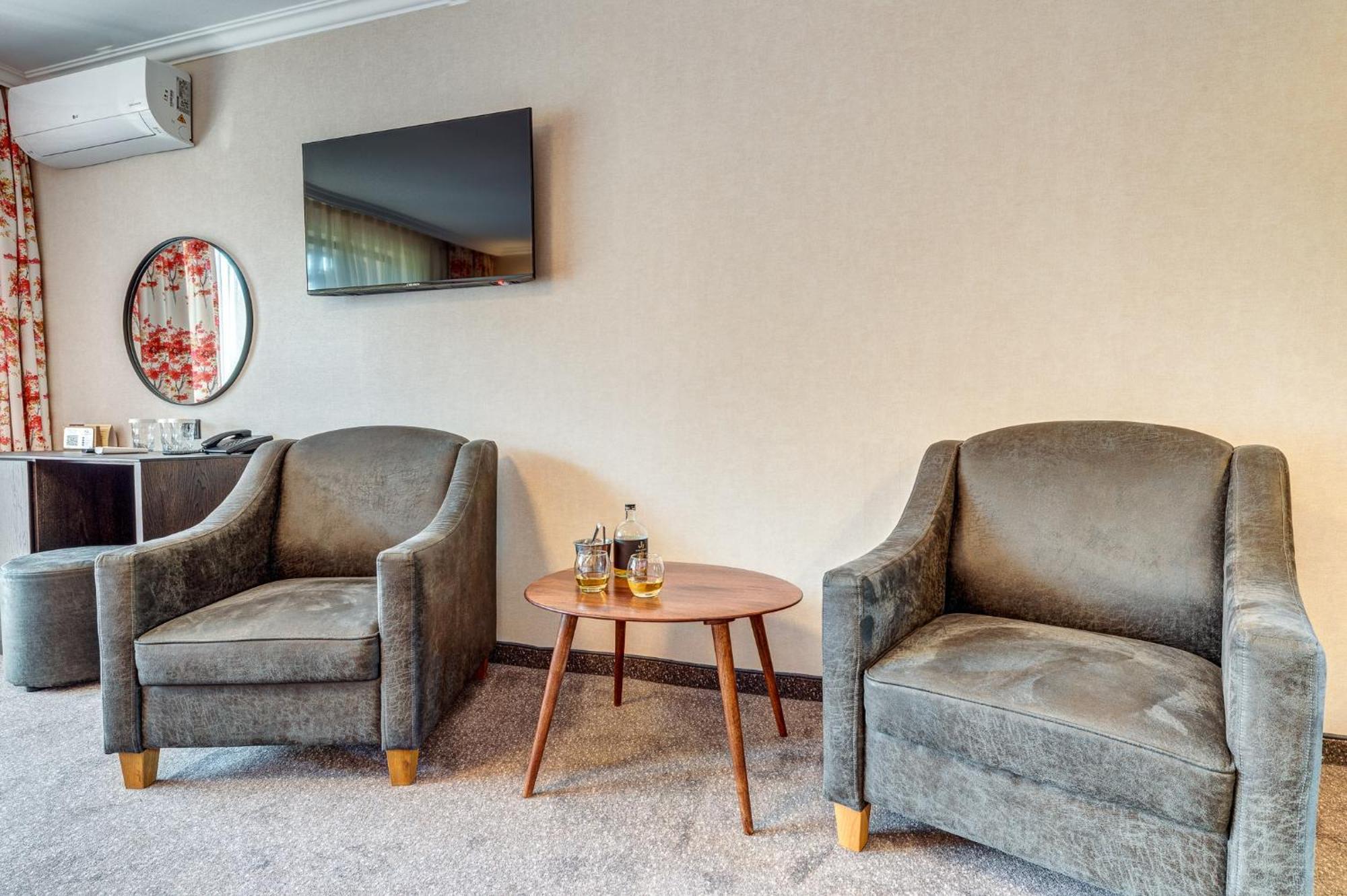 Spa Hotel Kiparis سموليان المظهر الخارجي الصورة